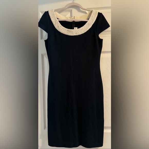 St John Evening Pearl beaded dress never worn - Picture 7 of 7